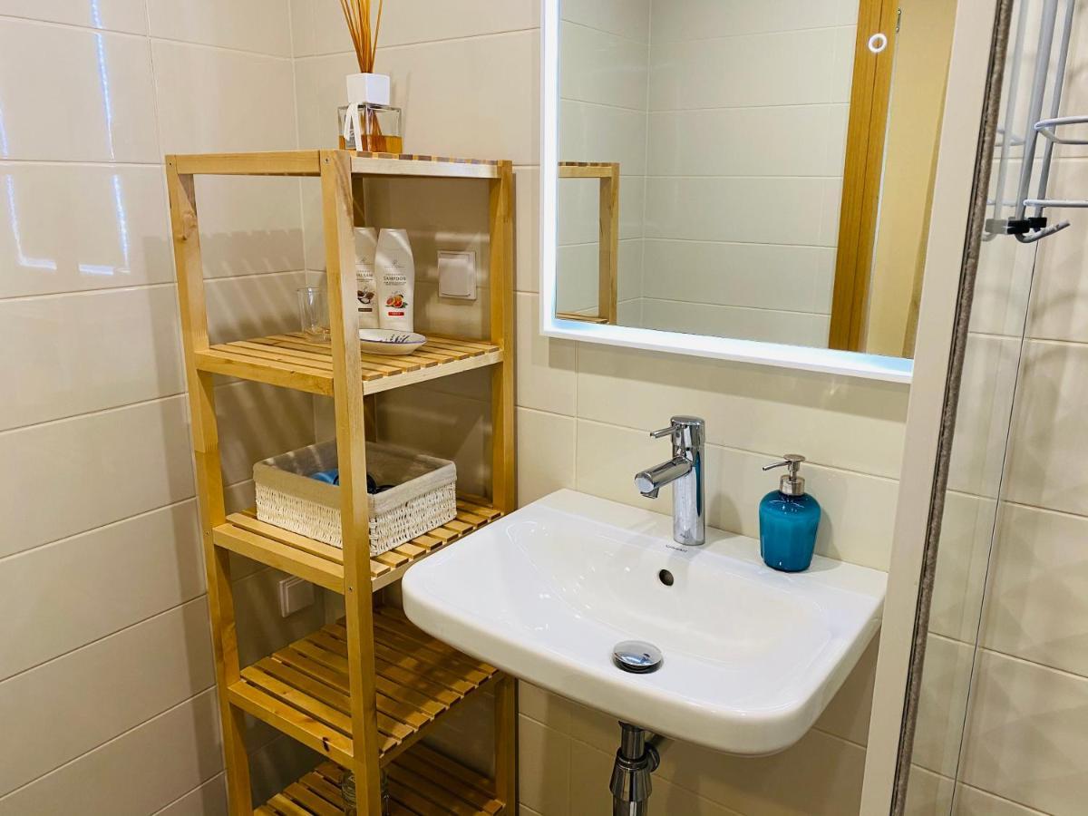 Cozy Home Apartment - Tallinn City Center Екстер'єр фото
